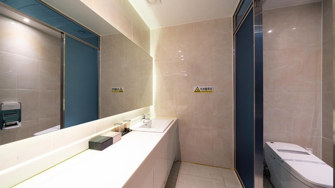 Hotel The One Yeosu Buitenkant foto