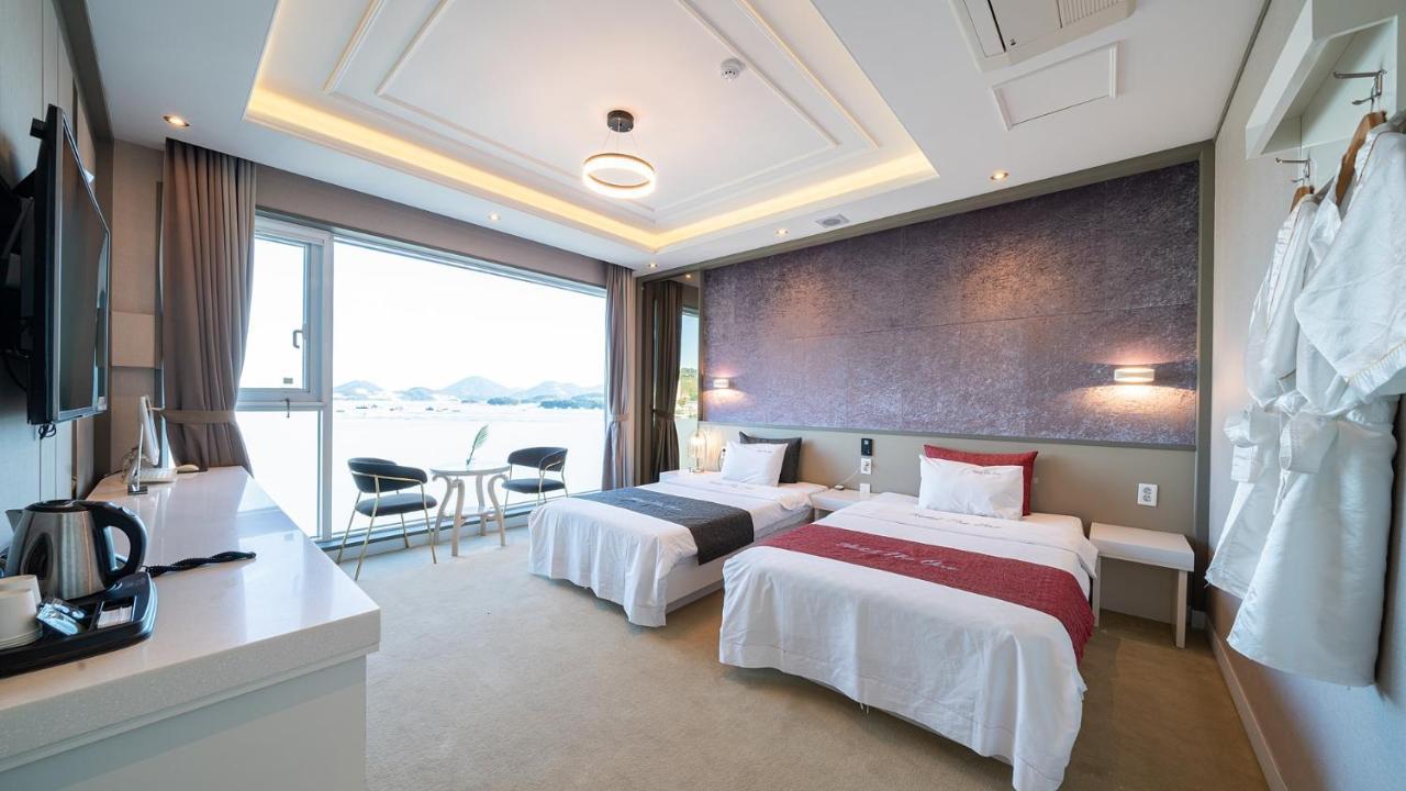 Hotel The One Yeosu Buitenkant foto