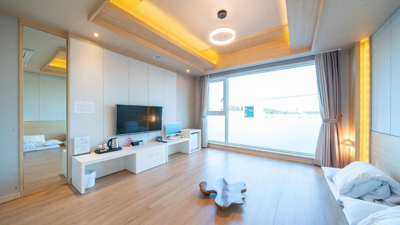 Hotel The One Yeosu Buitenkant foto